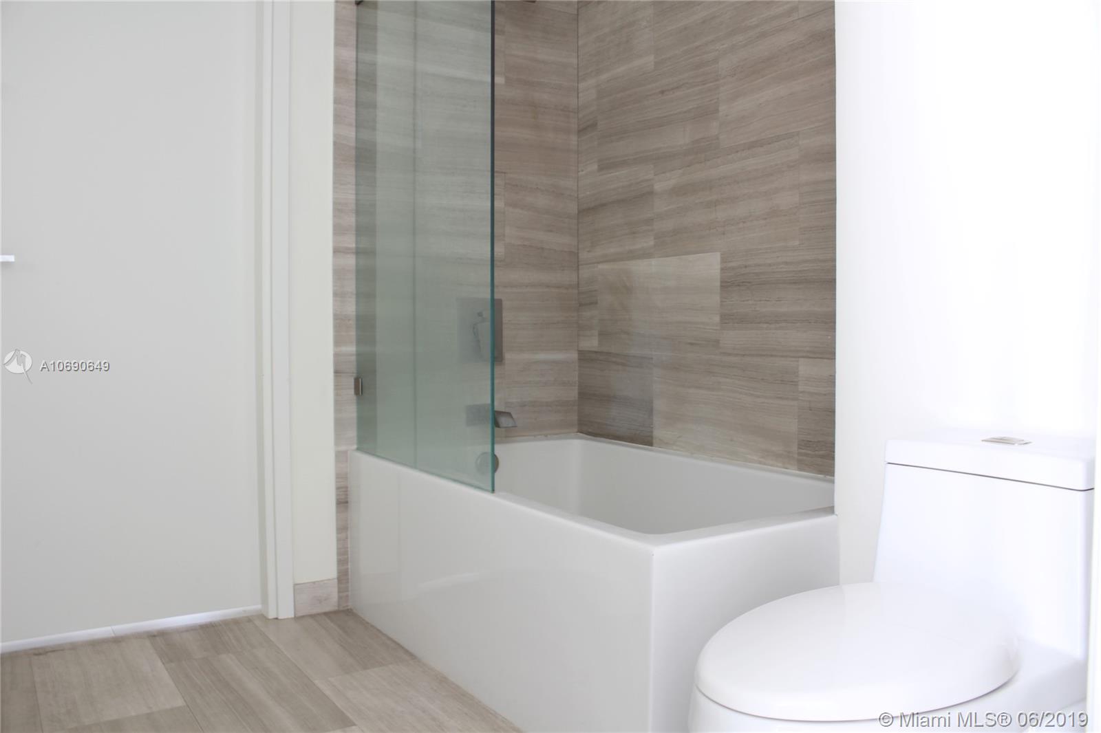 BRICKELLHOUSE - Residential Lease