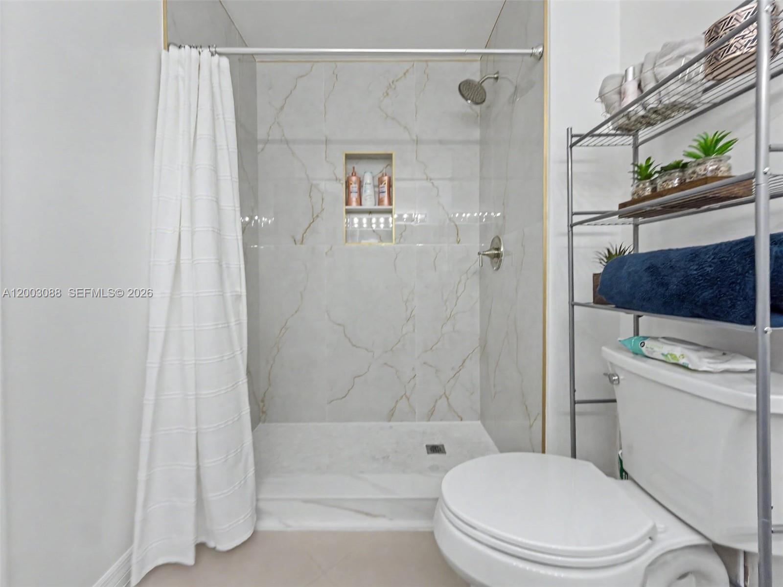 DEERWOOD TOWNHOMES - Residential