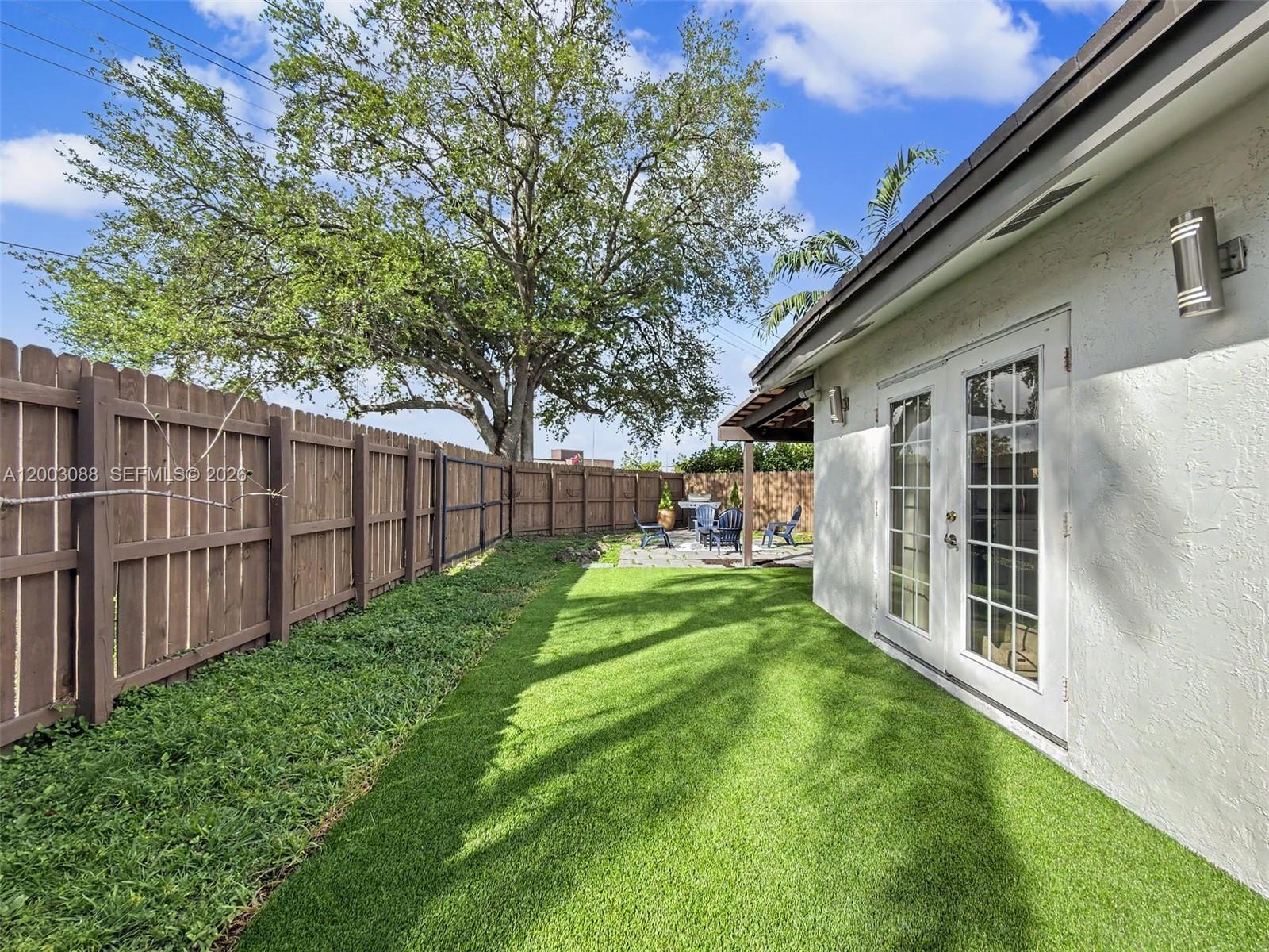 DEERWOOD TOWNHOMES - Residential