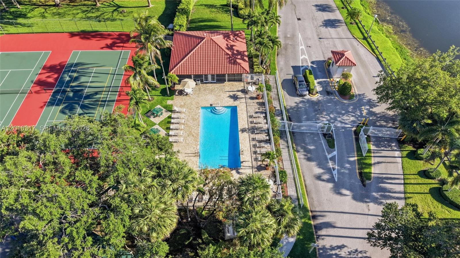 WINSTON PARK SECTION ONE - Residential