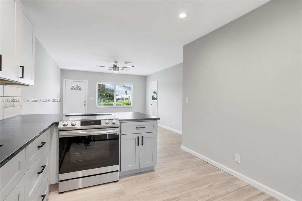 Photo of 2570 N Dixie Hwy #1, Boca Raton, FL 33431 (MLS # A11362281)