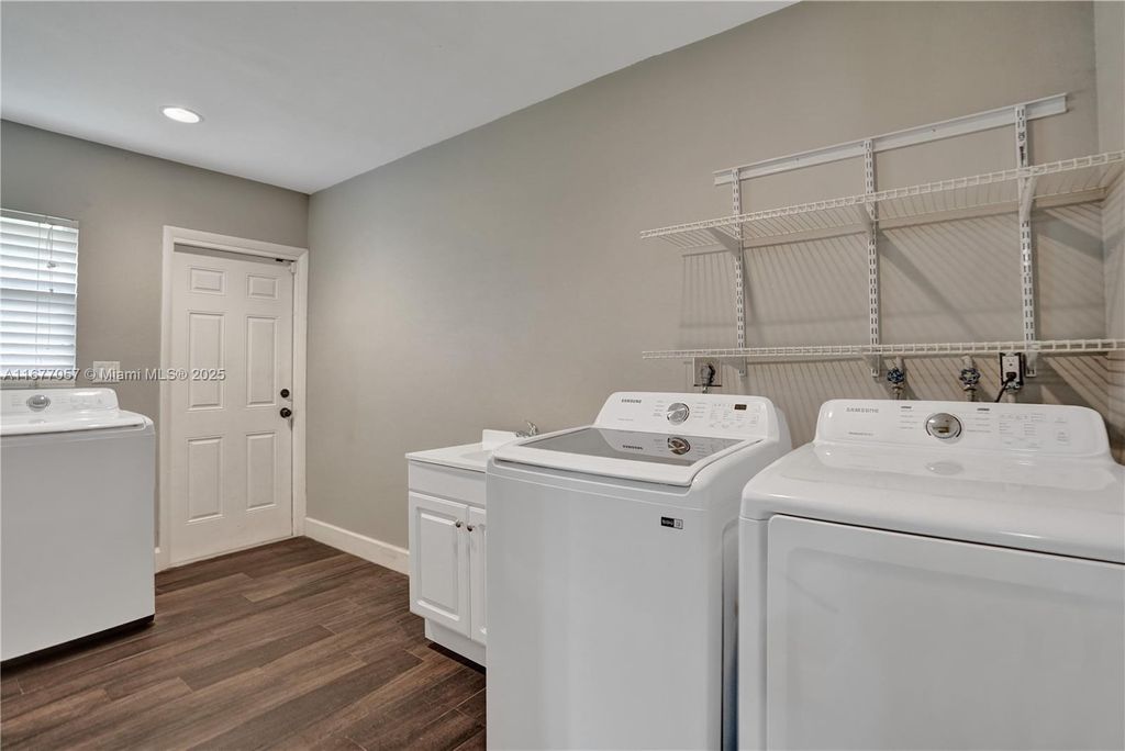 listing image 59