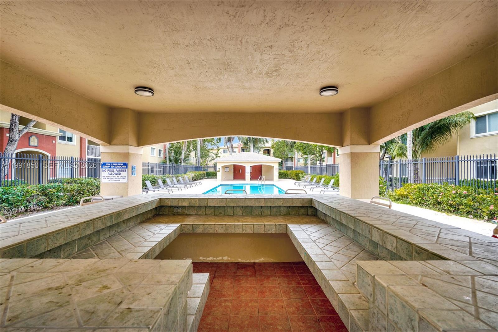 UNIVERSITY PARC RESIDENCE - Residential Lease