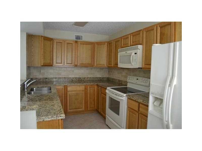 THE GREENS AT DORAL CONDO - Residential Lease