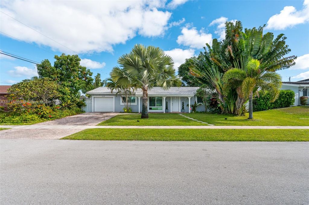 Photo of 668 NW 16th Ave, Boca Raton, FL 33486 (MLS # A11778069)