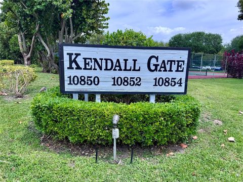 10850 N Kendall Dr 414 Miami FL 33176