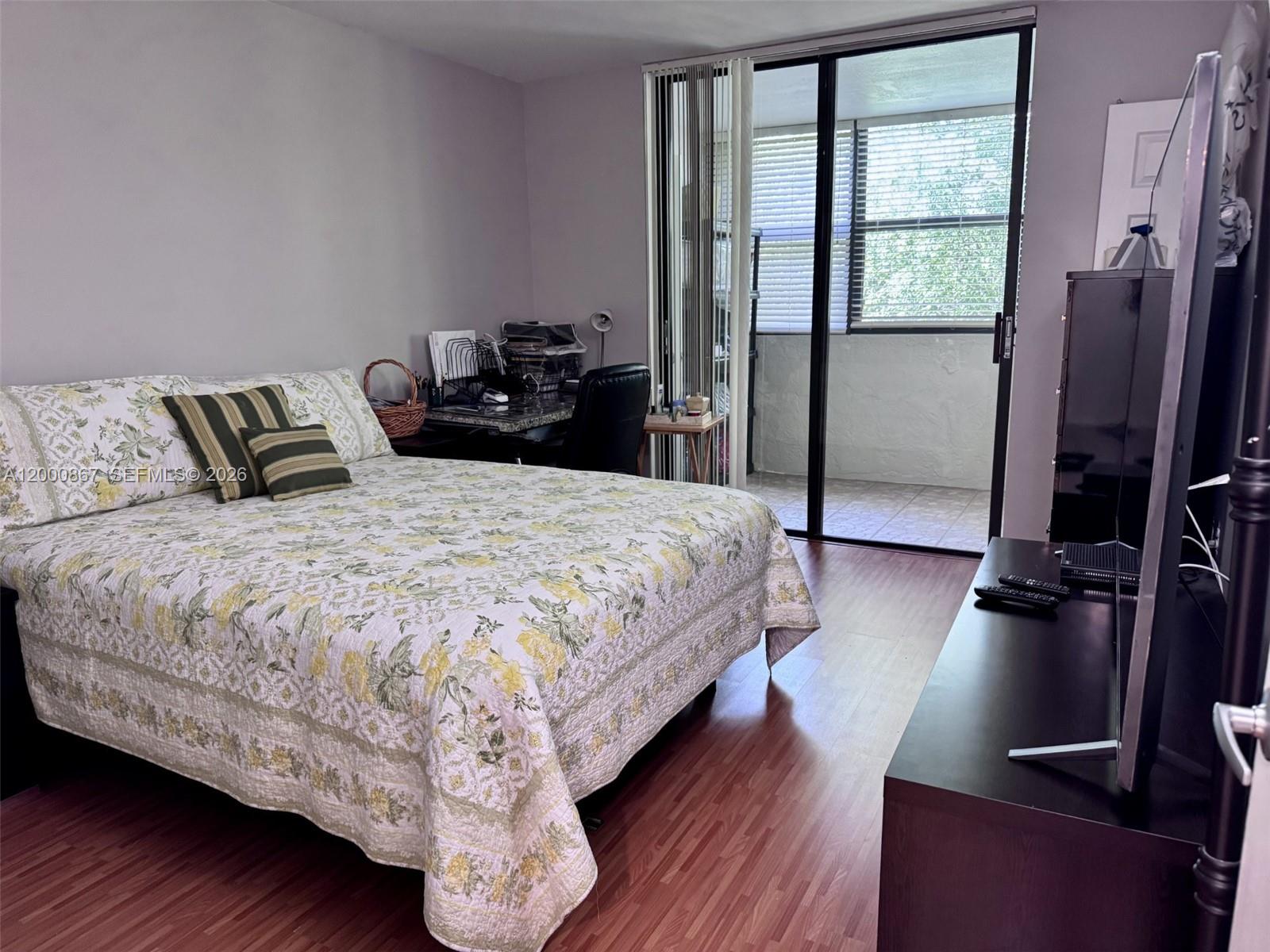 KENDALL GATE CONDO - Residential