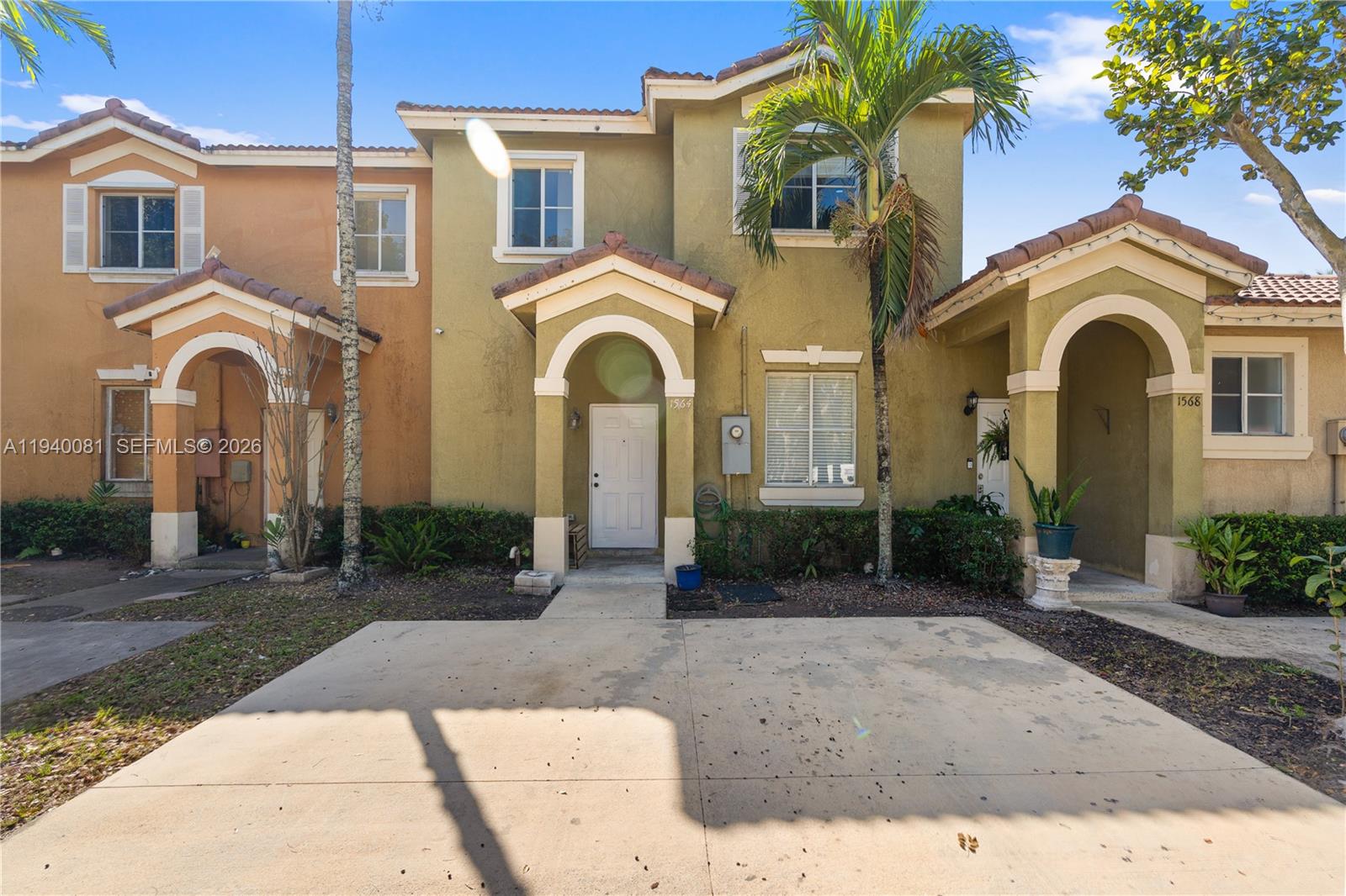 MOWRY VILLAS - Residential