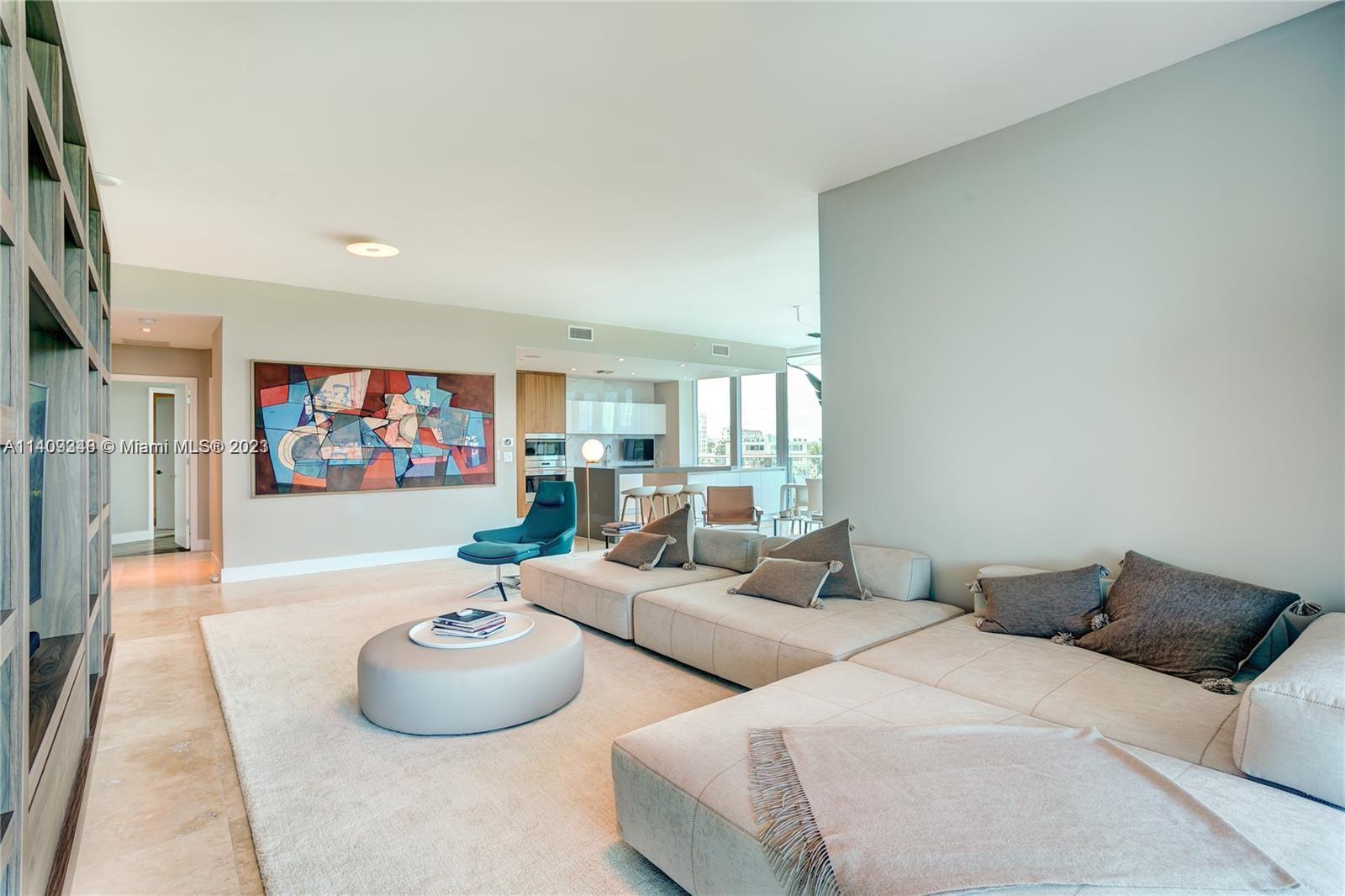 PARAMOUNT FT LAUDERDALE C - Residential