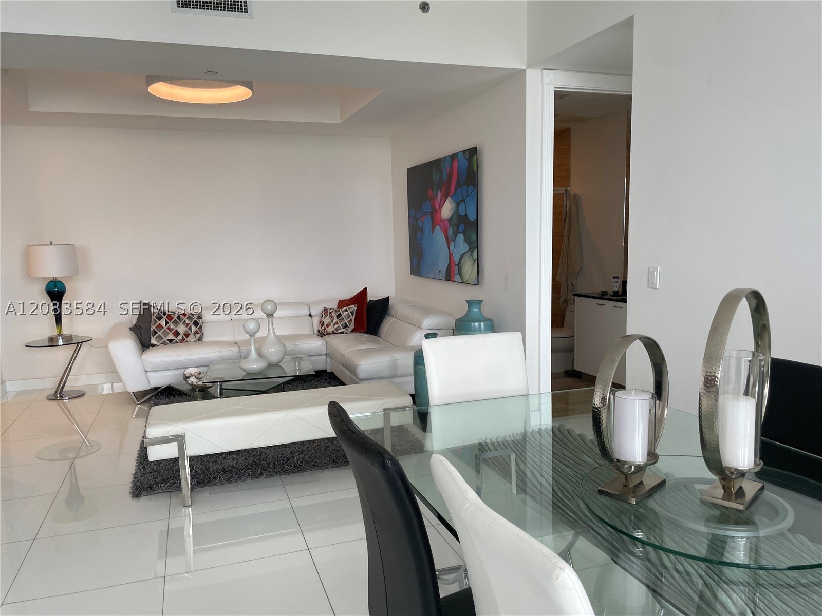 15811 Collins Ave 2305