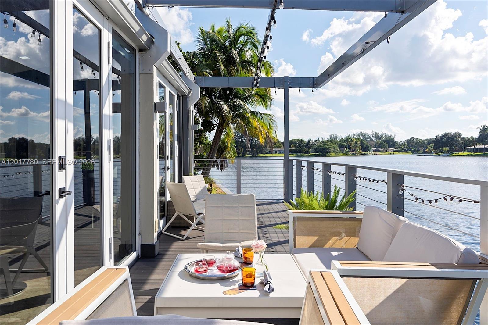 MIAMI LAKES-LAKE KATHARIN - Residential