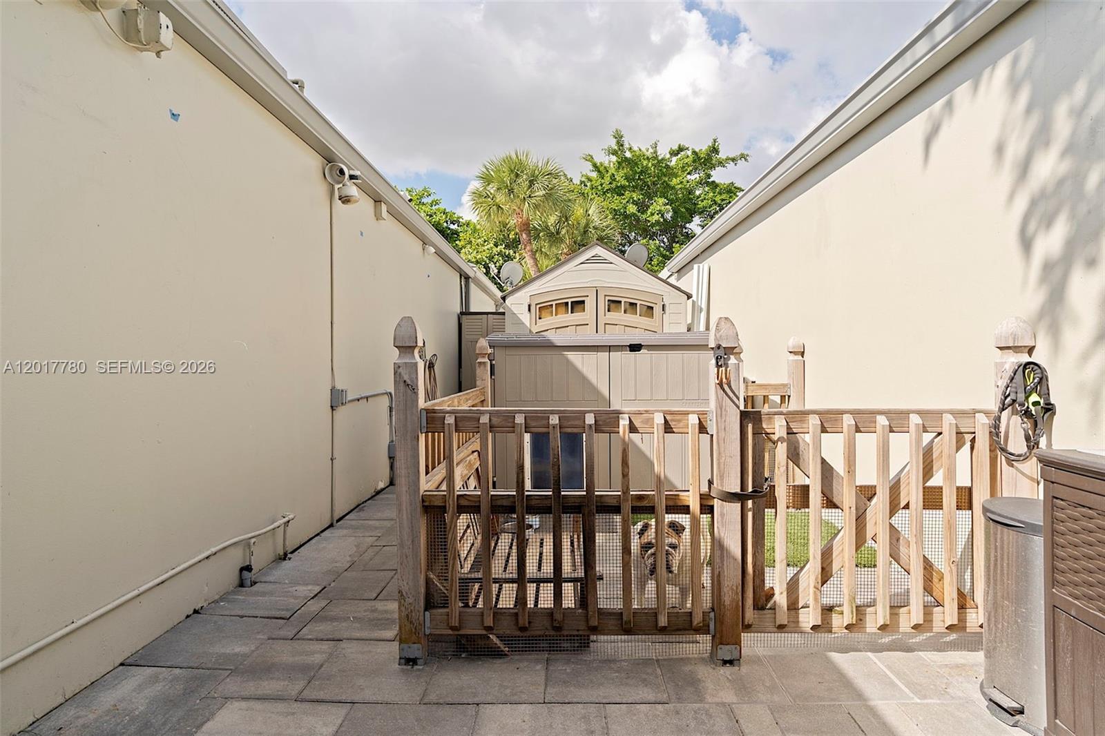 MIAMI LAKES-LAKE KATHARIN - Residential