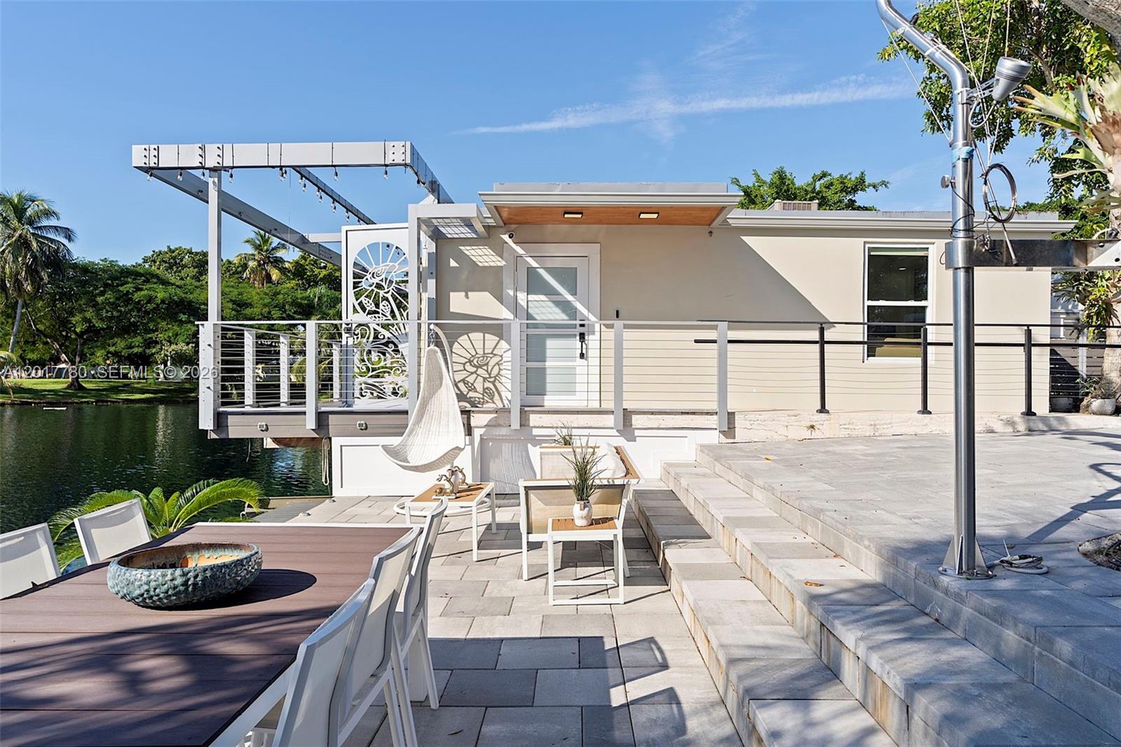 MIAMI LAKES-LAKE KATHARIN - Residential