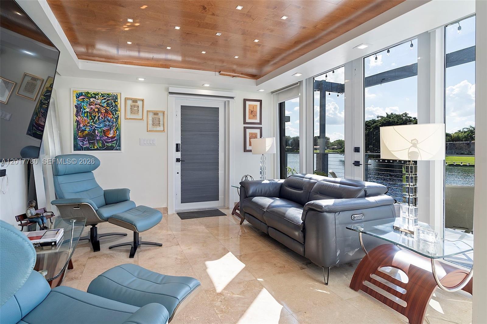 MIAMI LAKES-LAKE KATHARIN - Residential