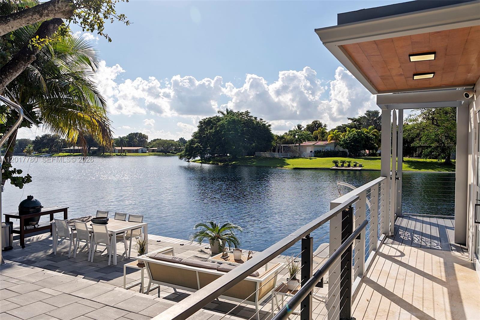 MIAMI LAKES-LAKE KATHARIN - Residential