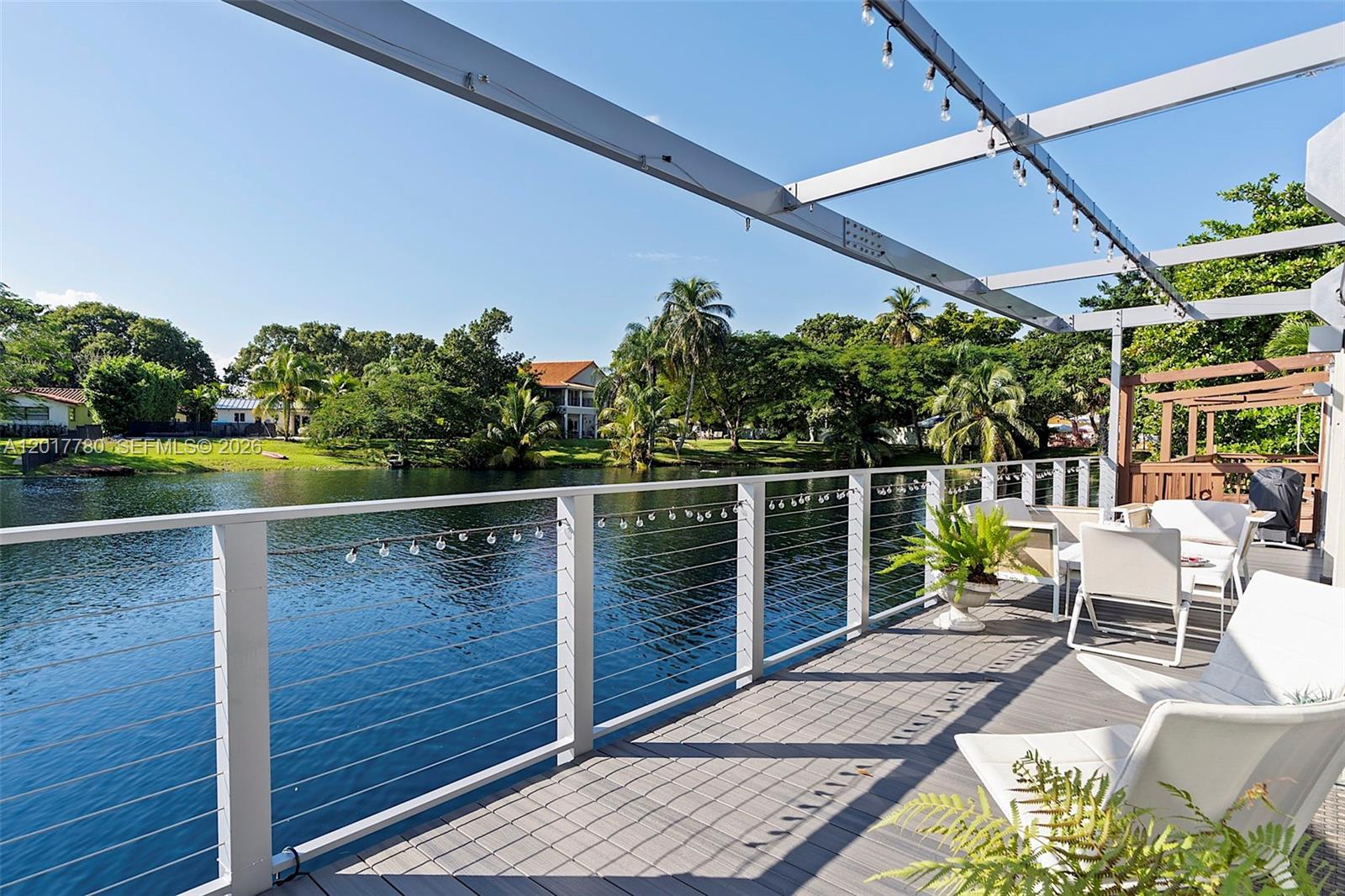MIAMI LAKES-LAKE KATHARIN - Residential