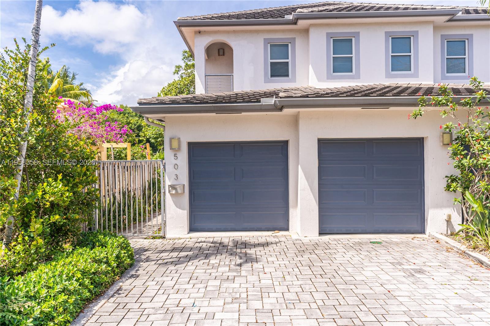 LAUDERDALE - Residential Lease