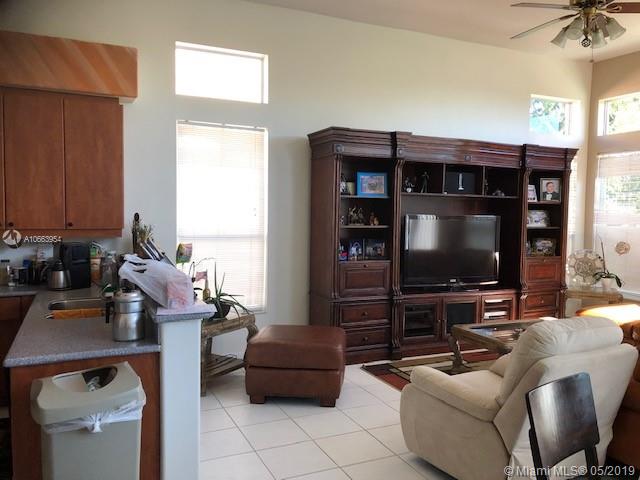 PELICAN SOUND - Residential Lease