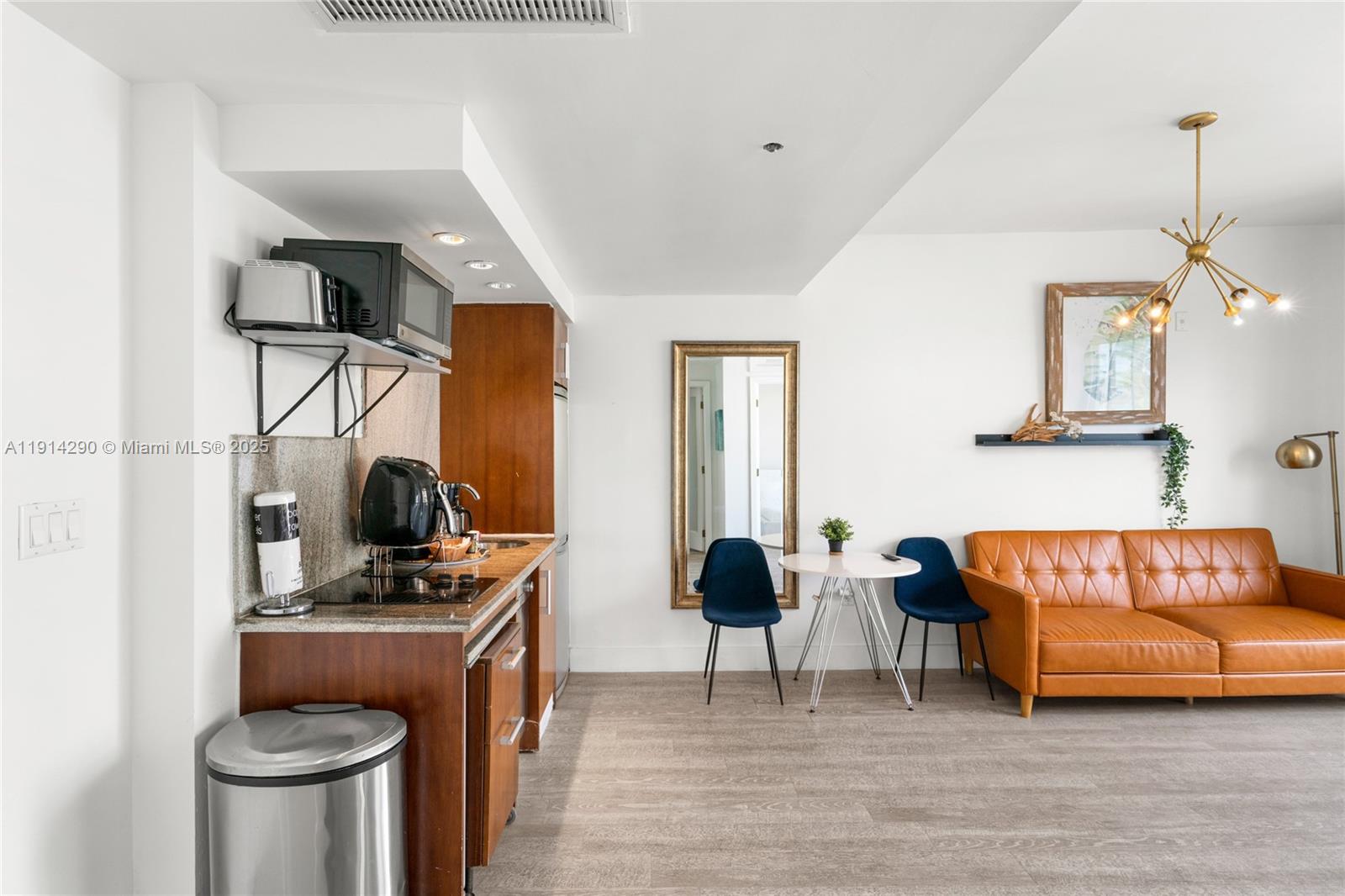 THE STRAND ON OCEAN DRIVE - Residential