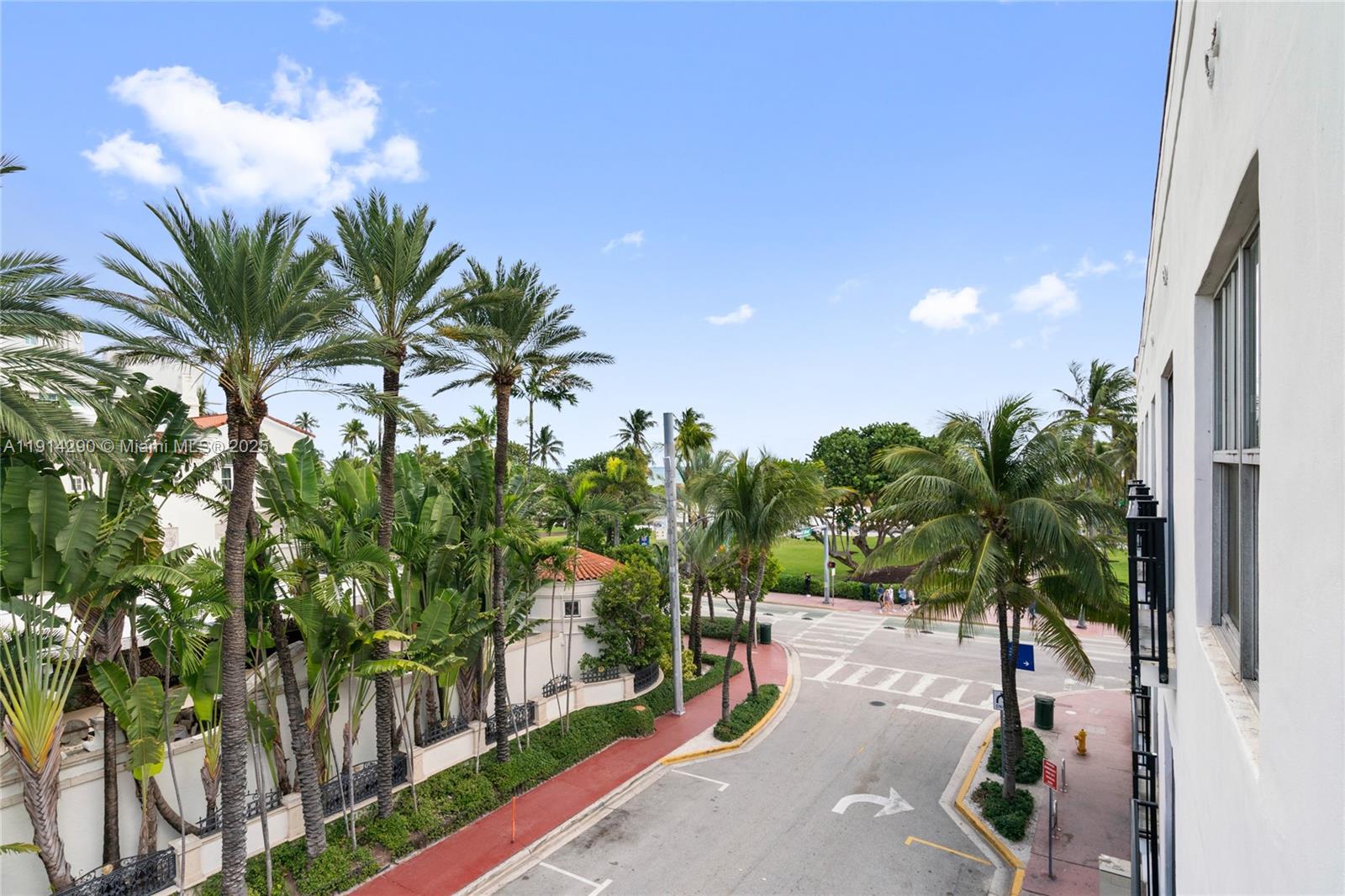 THE STRAND ON OCEAN DRIVE - Residential