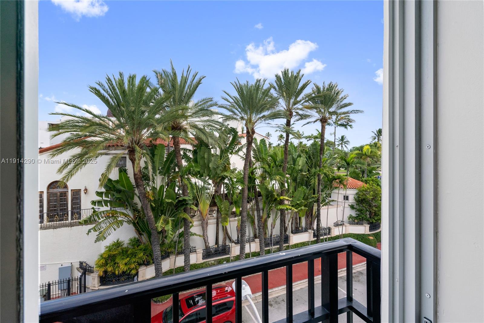 THE STRAND ON OCEAN DRIVE - Residential