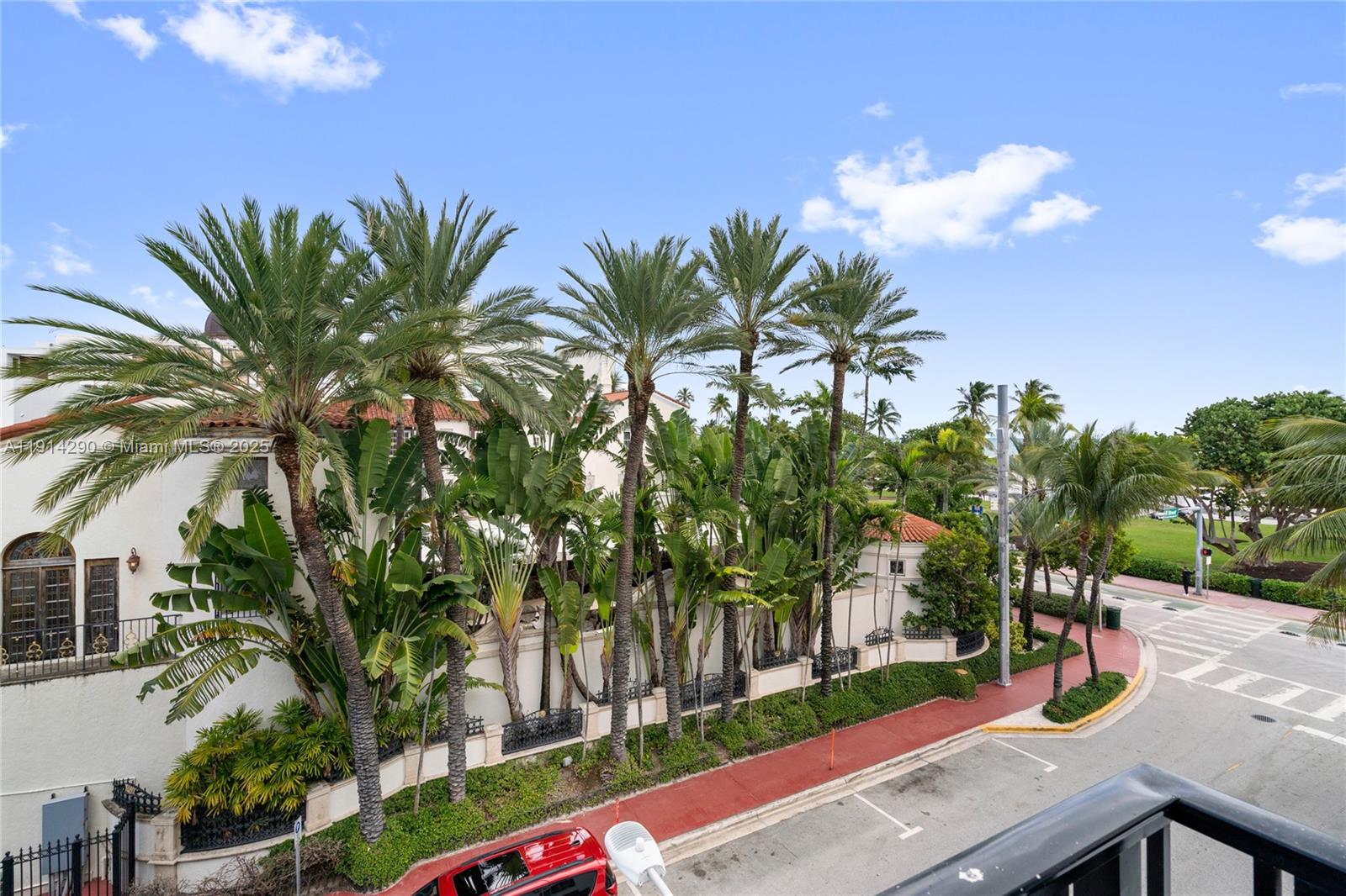 THE STRAND ON OCEAN DRIVE - Residential