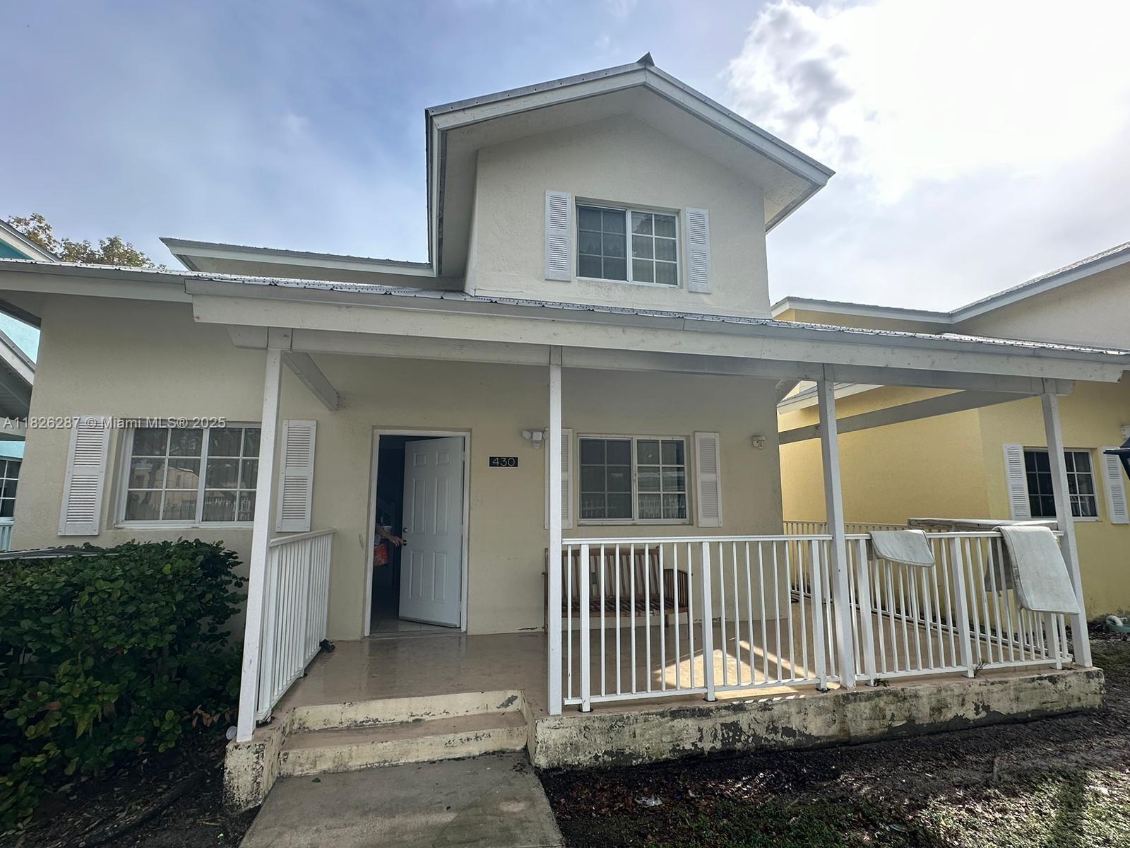A must see! Located in Wynwood!!! Great opportunity to rent a 3 bdrm 2.5 bths. Tiled. 2 parking spaces with guest parking. Call listing agent to show. Sewer is included. Need 675 credit card to apply.