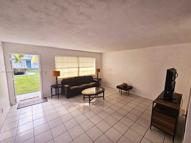 VENETIAN CONDO - Residential Lease