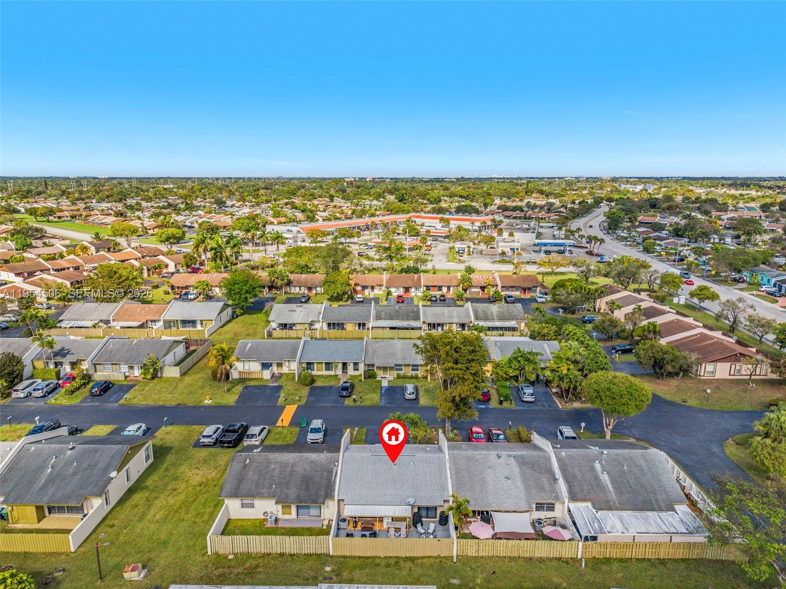 DEVON-AIRE VILLAS SEC 10 - Residential