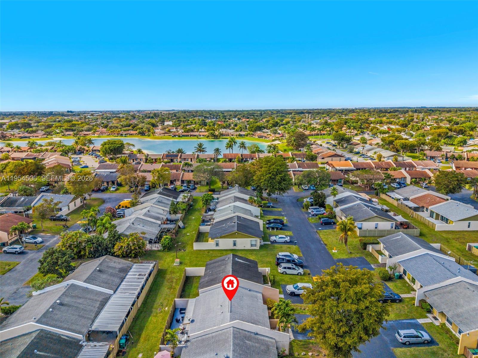 DEVON-AIRE VILLAS SEC 10 - Residential