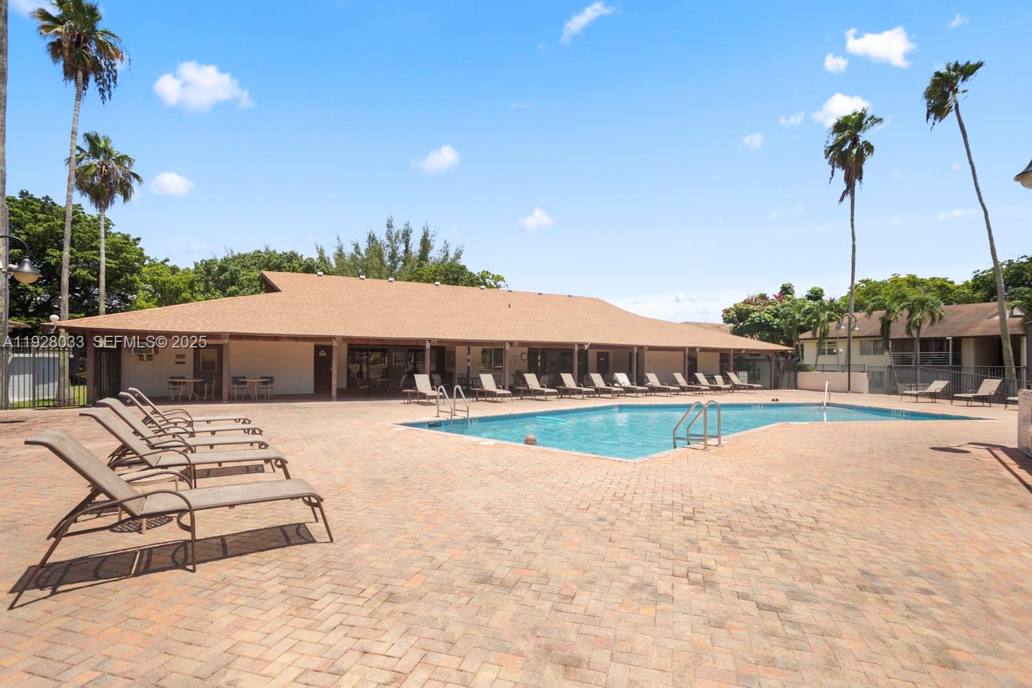 The Laurels at Margate - Residential