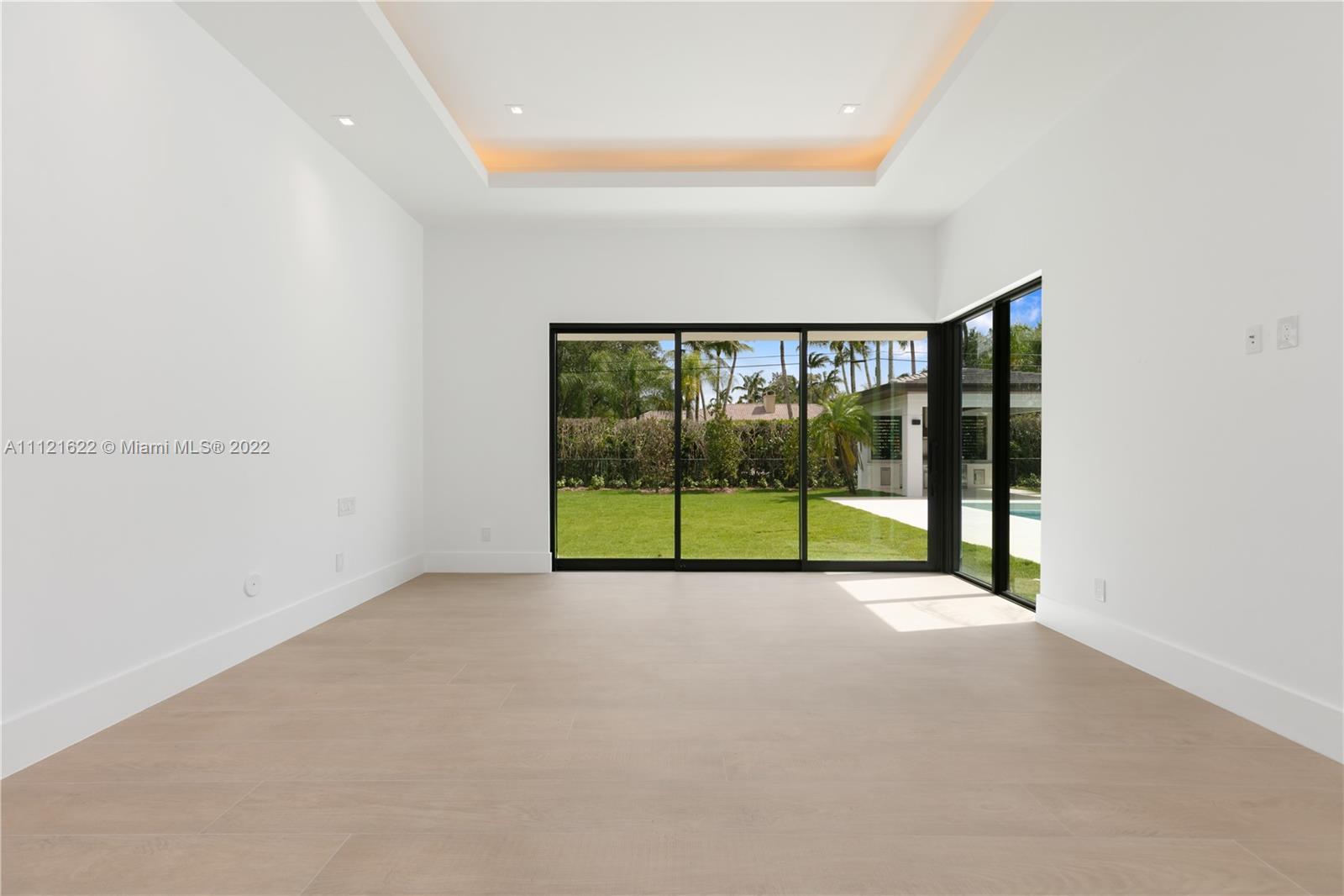 HELMS COUNTRY ESTATES RE- - Residential