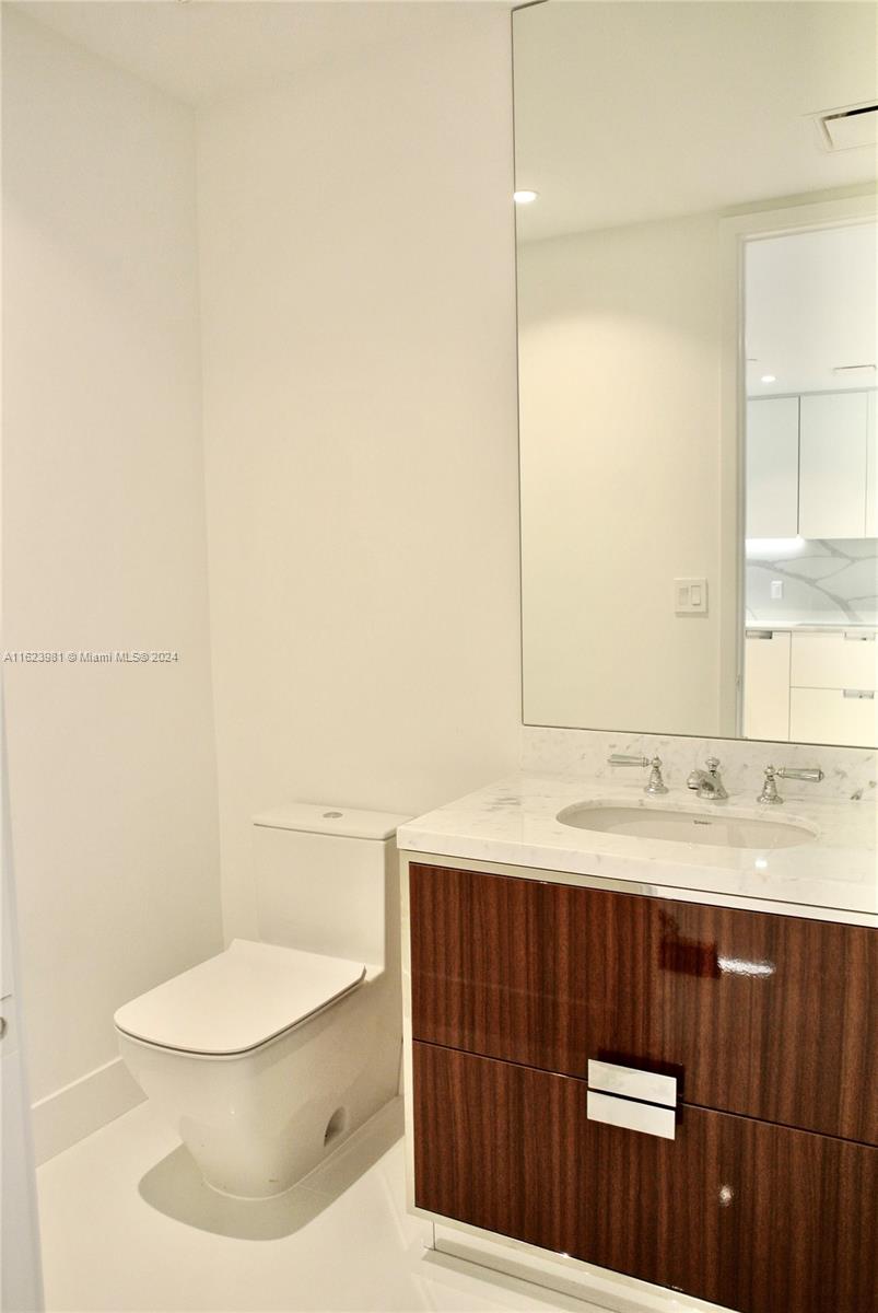 Ritz Carlton Sunny Isles - Residential Lease