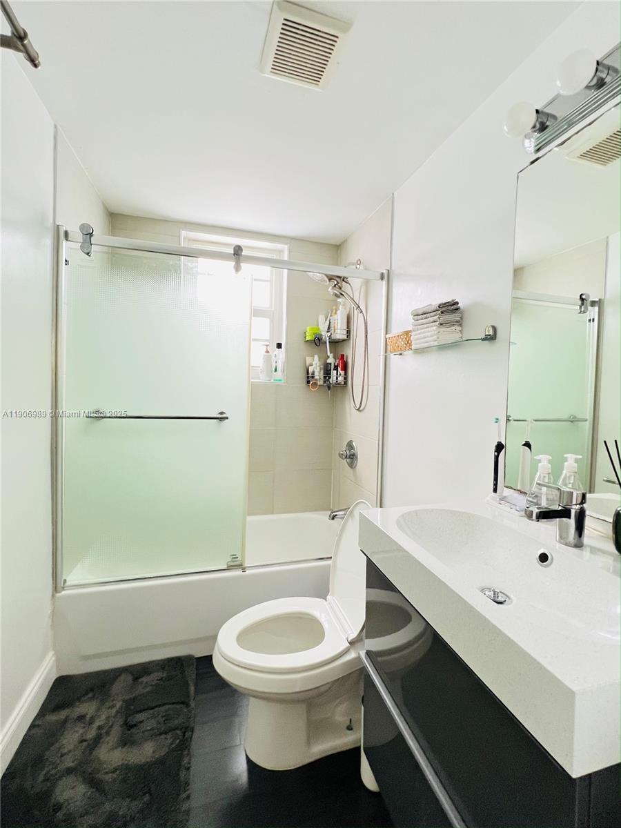 PINE TREE PLACE CONDO - Residential Lease