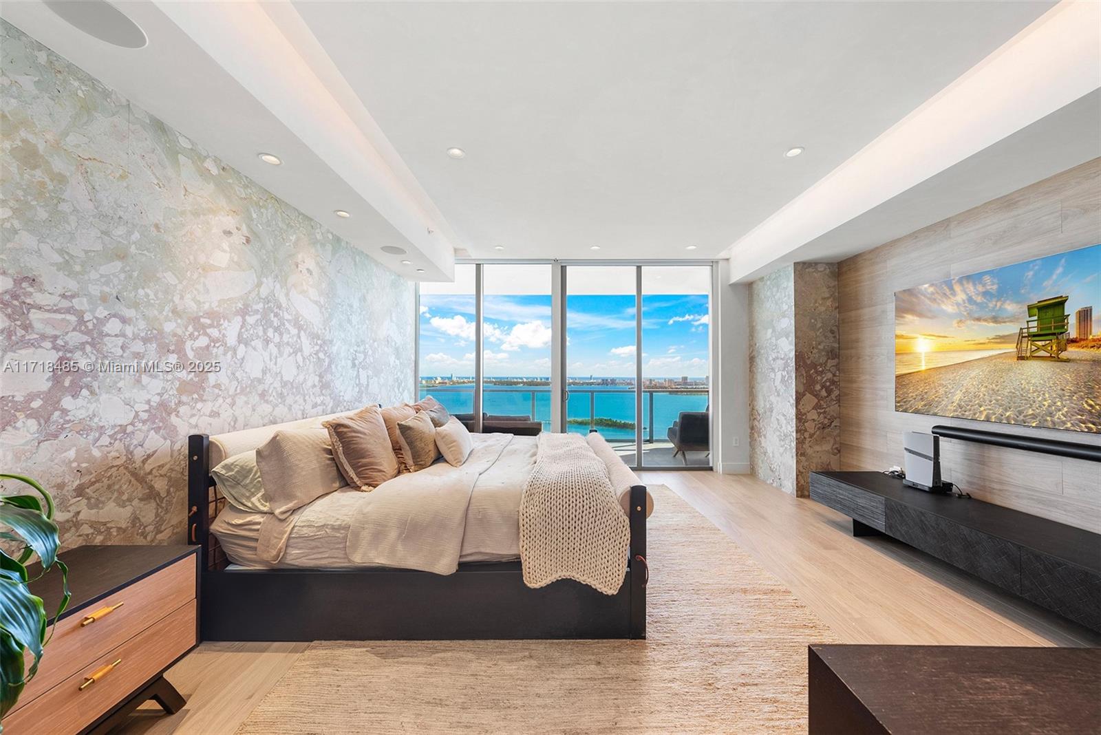 THE ELYSEE CONDO - Residential