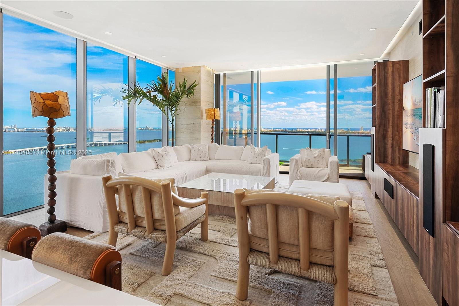 THE ELYSEE CONDO - Residential