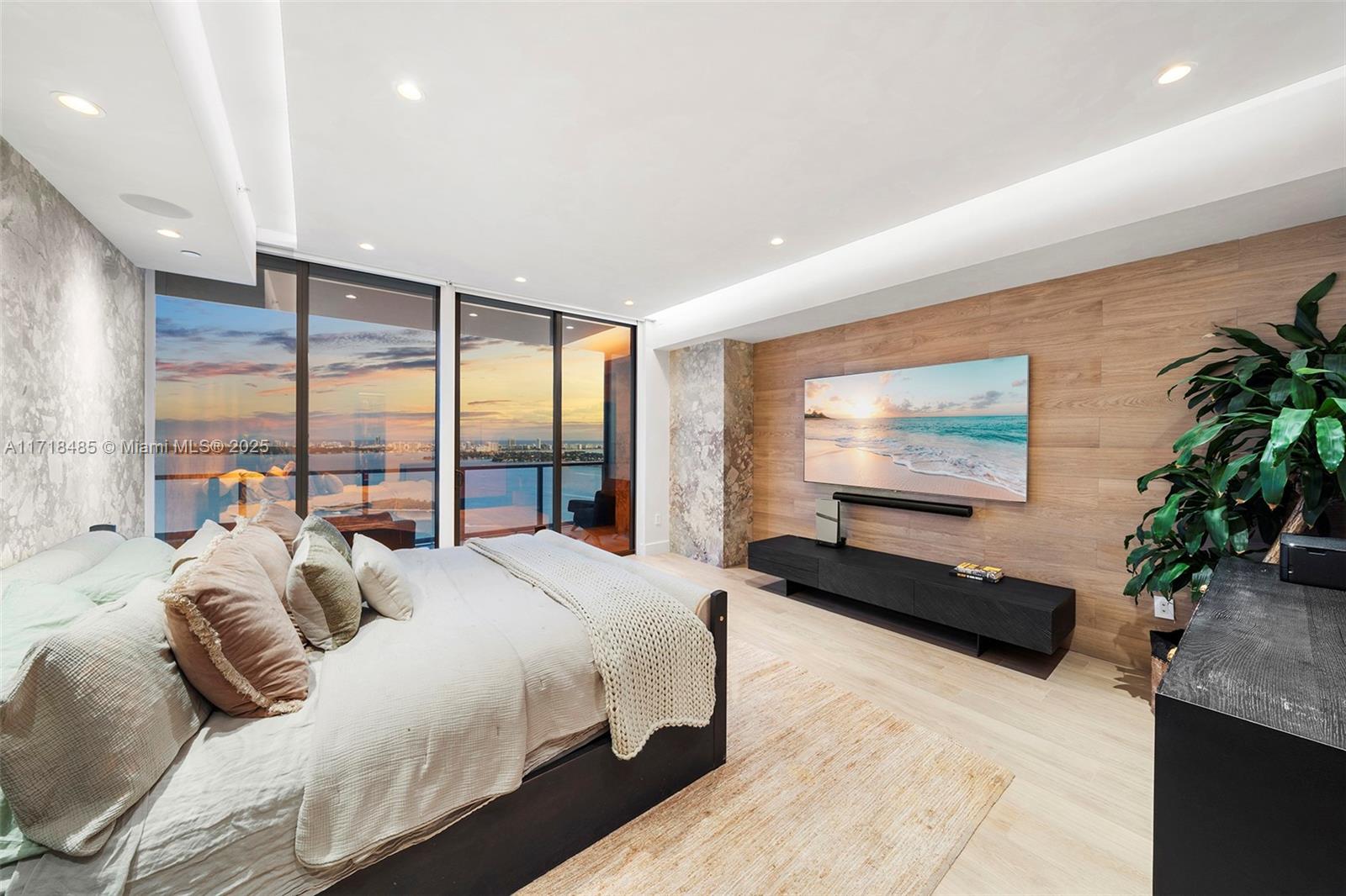 THE ELYSEE CONDO - Residential