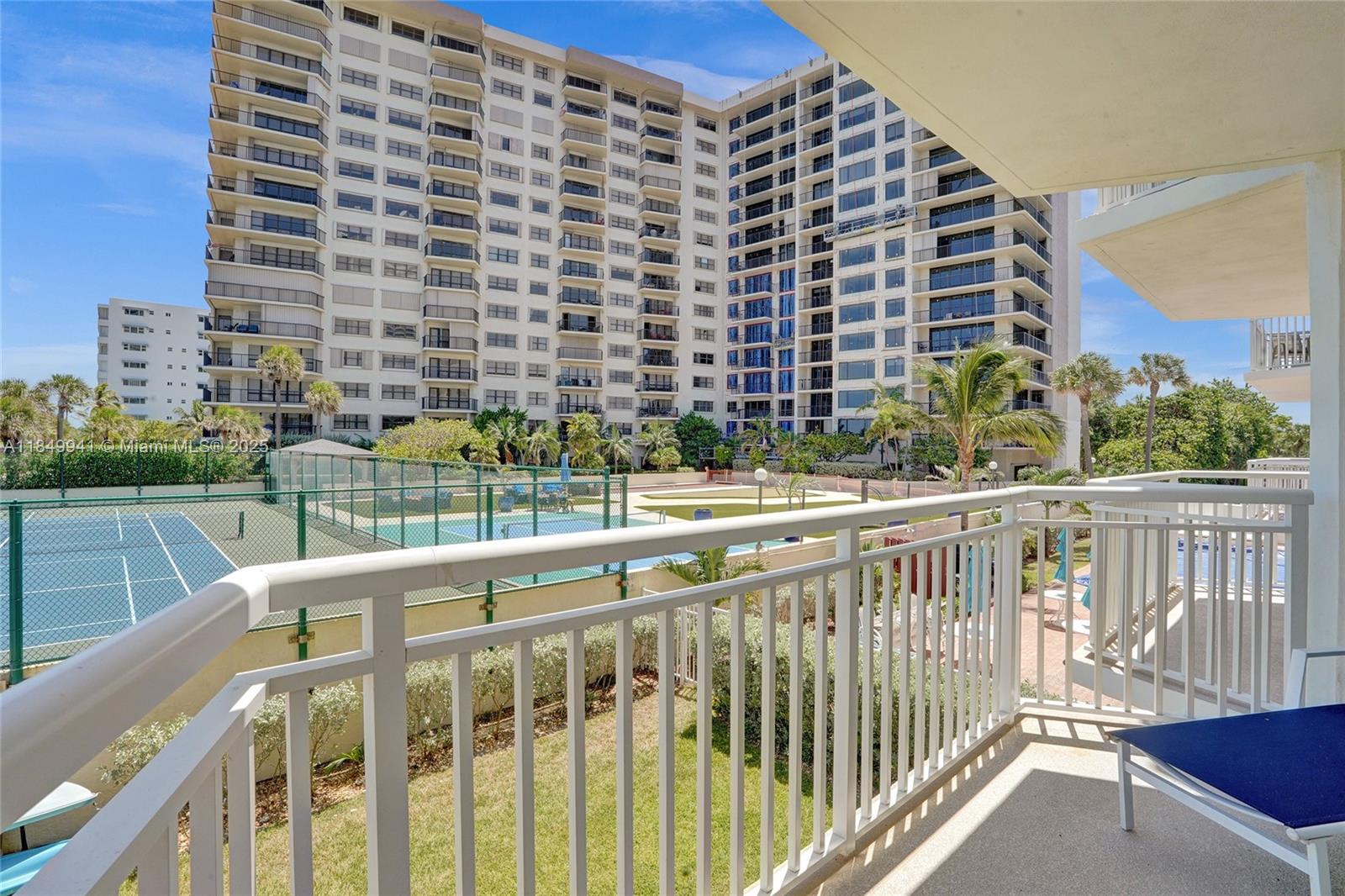 OCEAN SOUNDS CONDO - Residential