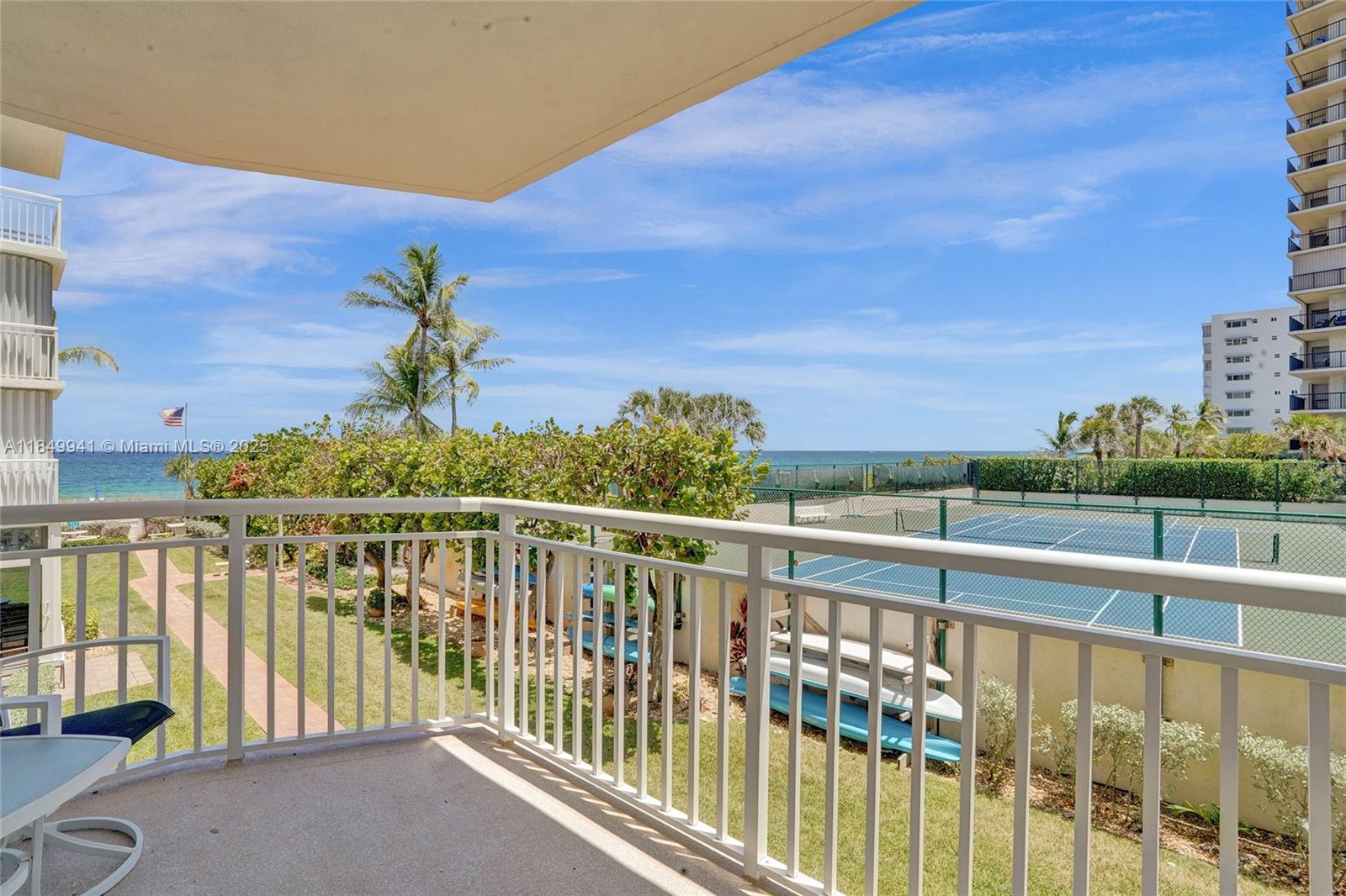 OCEAN SOUNDS CONDO - Residential