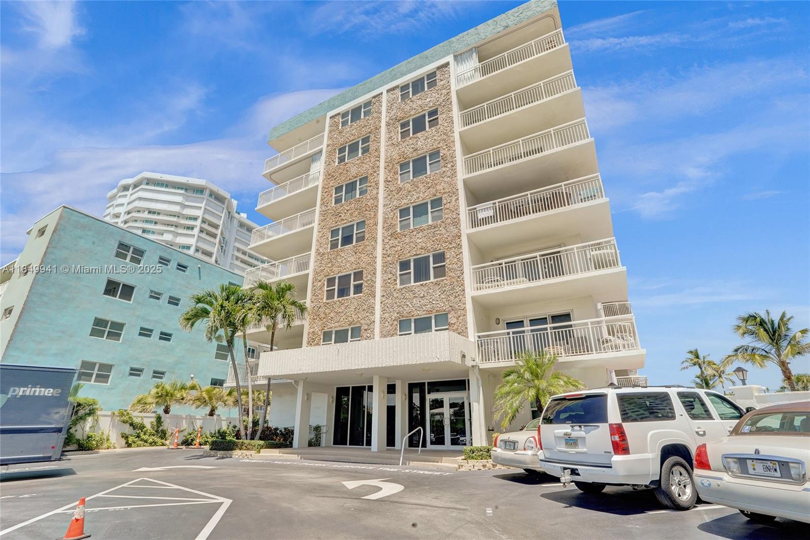 OCEAN SOUNDS CONDO - Residential