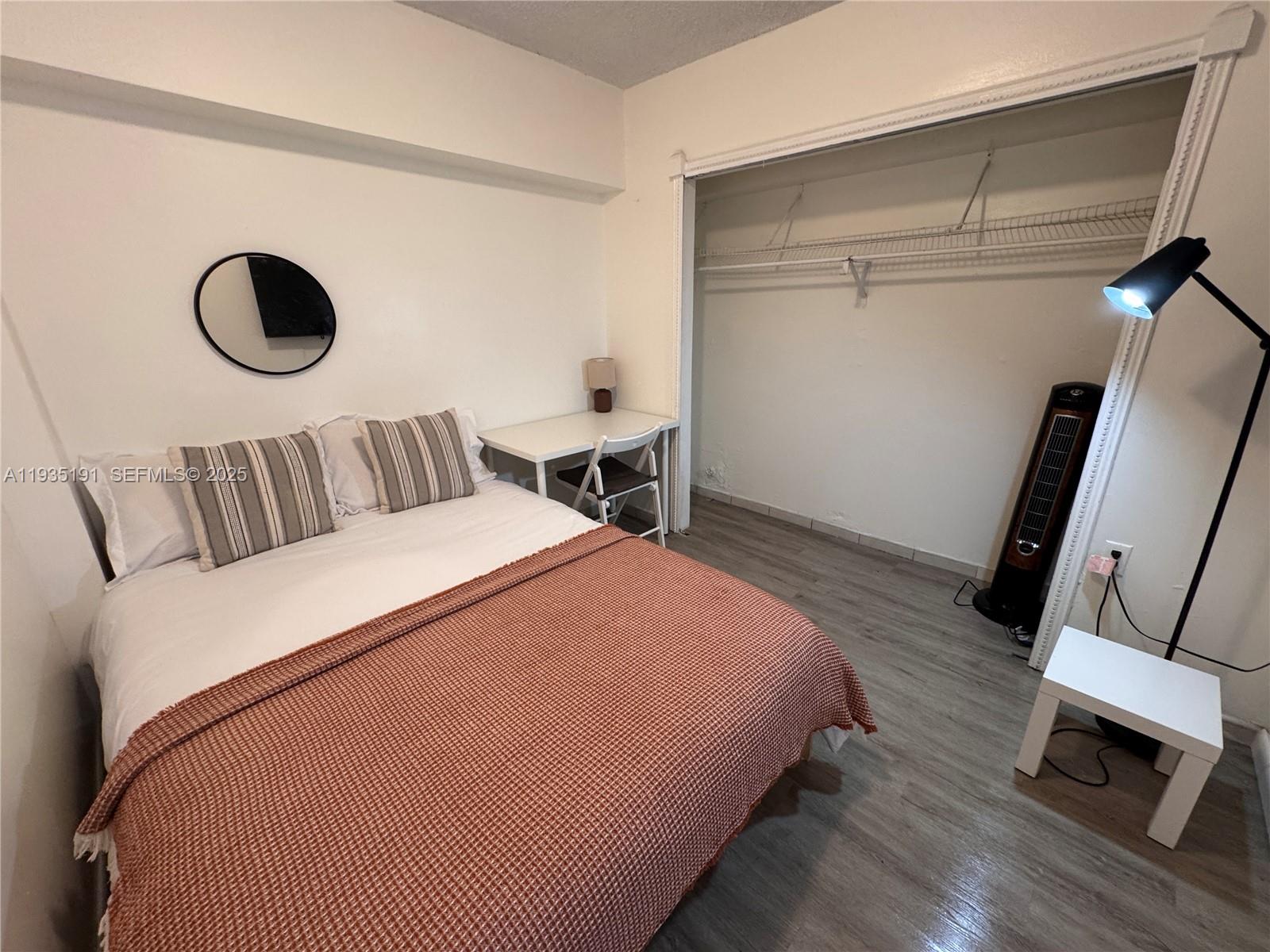 SILVER BLUFF GARDENS - Residential