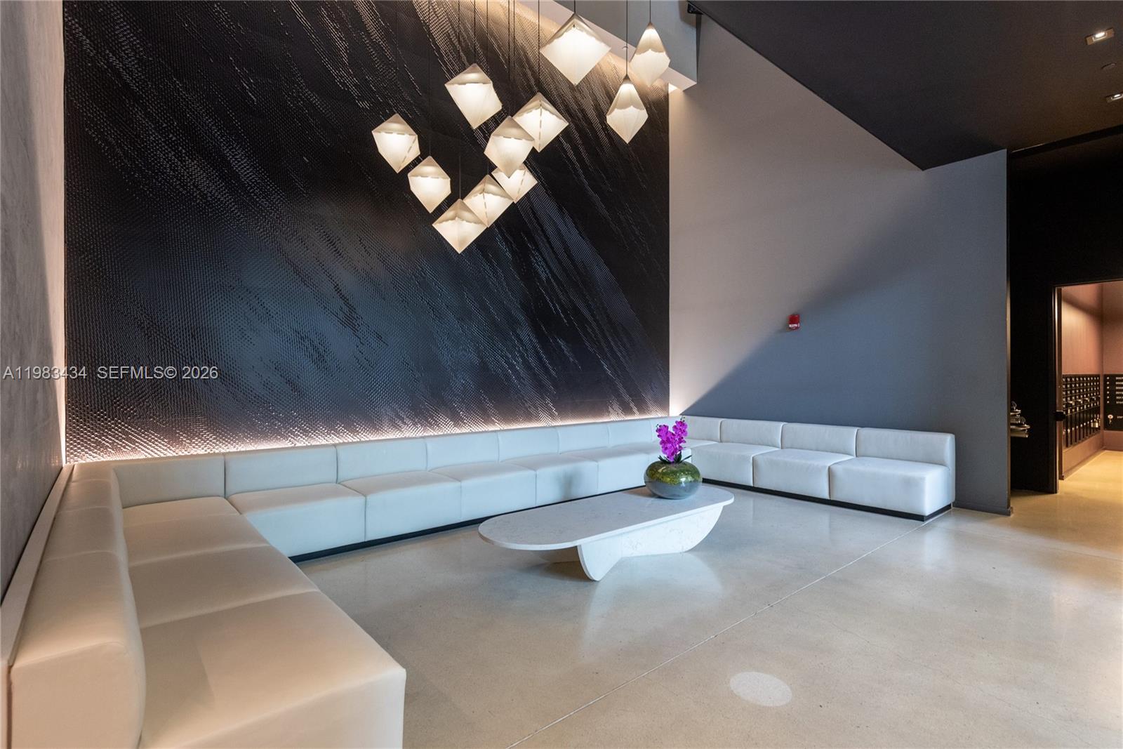 CENTRO CONDO - Residential