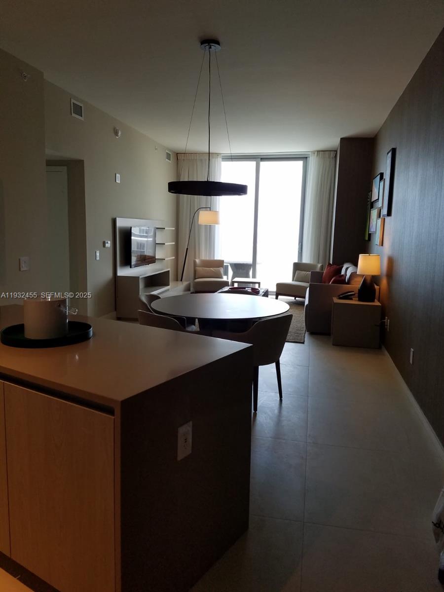 4111 SOUTH OCEAN DRIVE CO - Residential