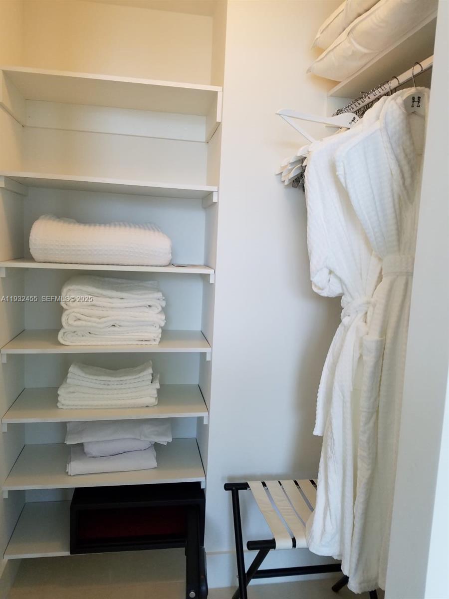 4111 SOUTH OCEAN DRIVE CO - Residential