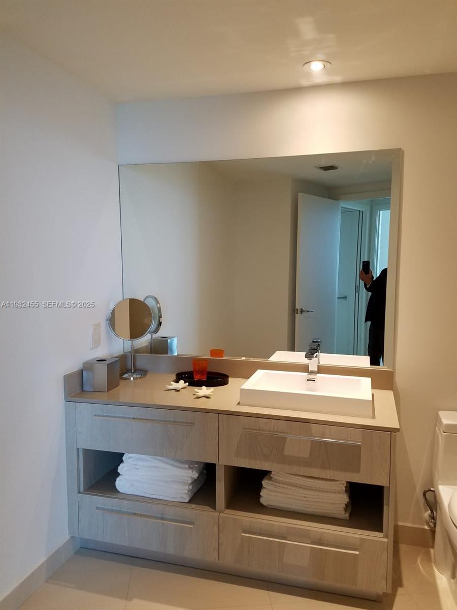 4111 SOUTH OCEAN DRIVE CO - Residential