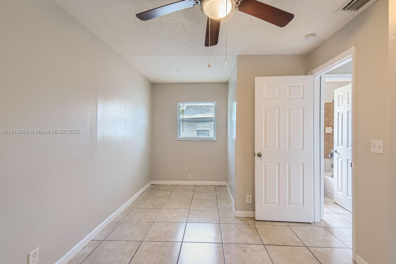 ACADEMY AWARD SEC 4 REPLA - Residential