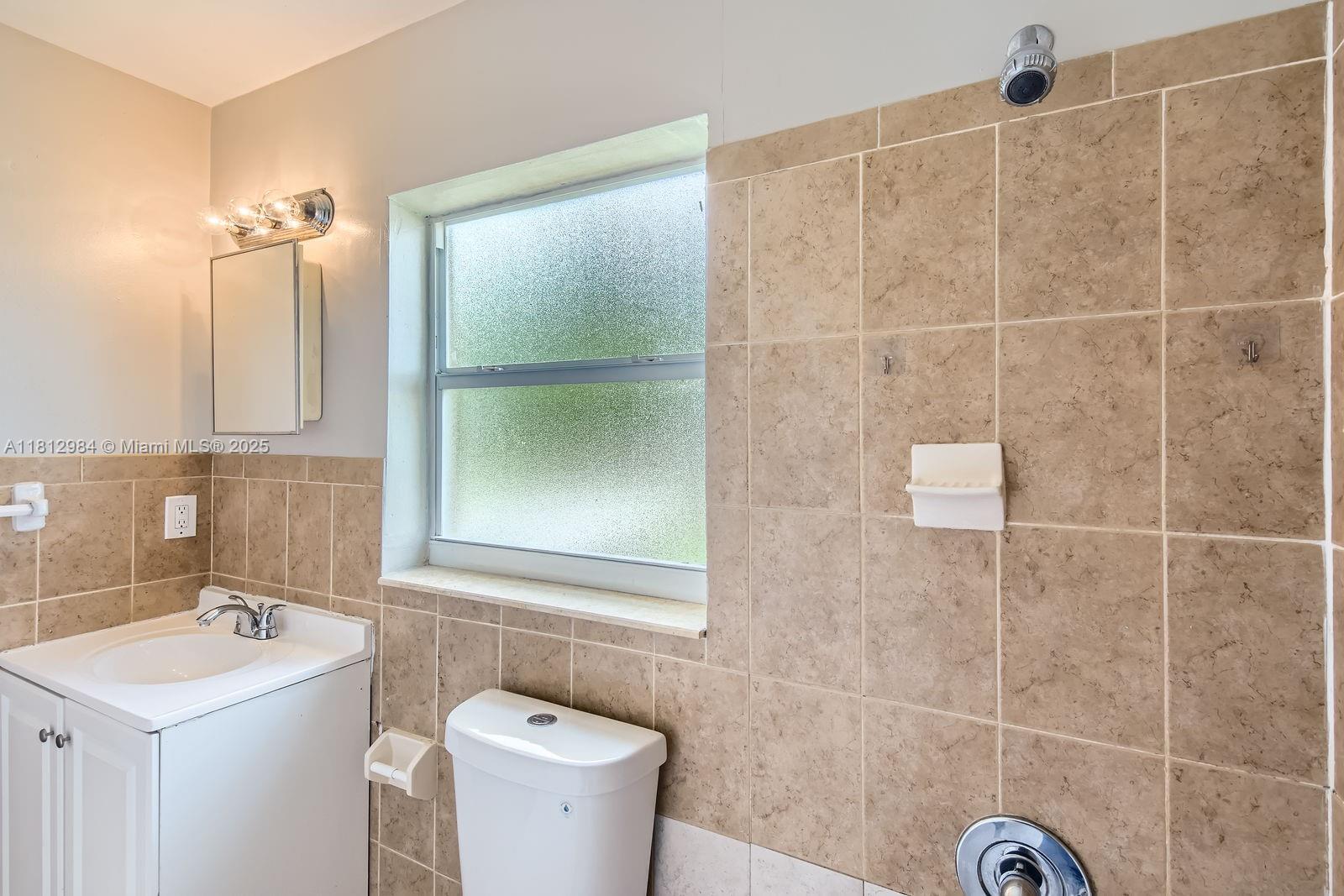 ACADEMY AWARD SEC 4 REPLA - Residential