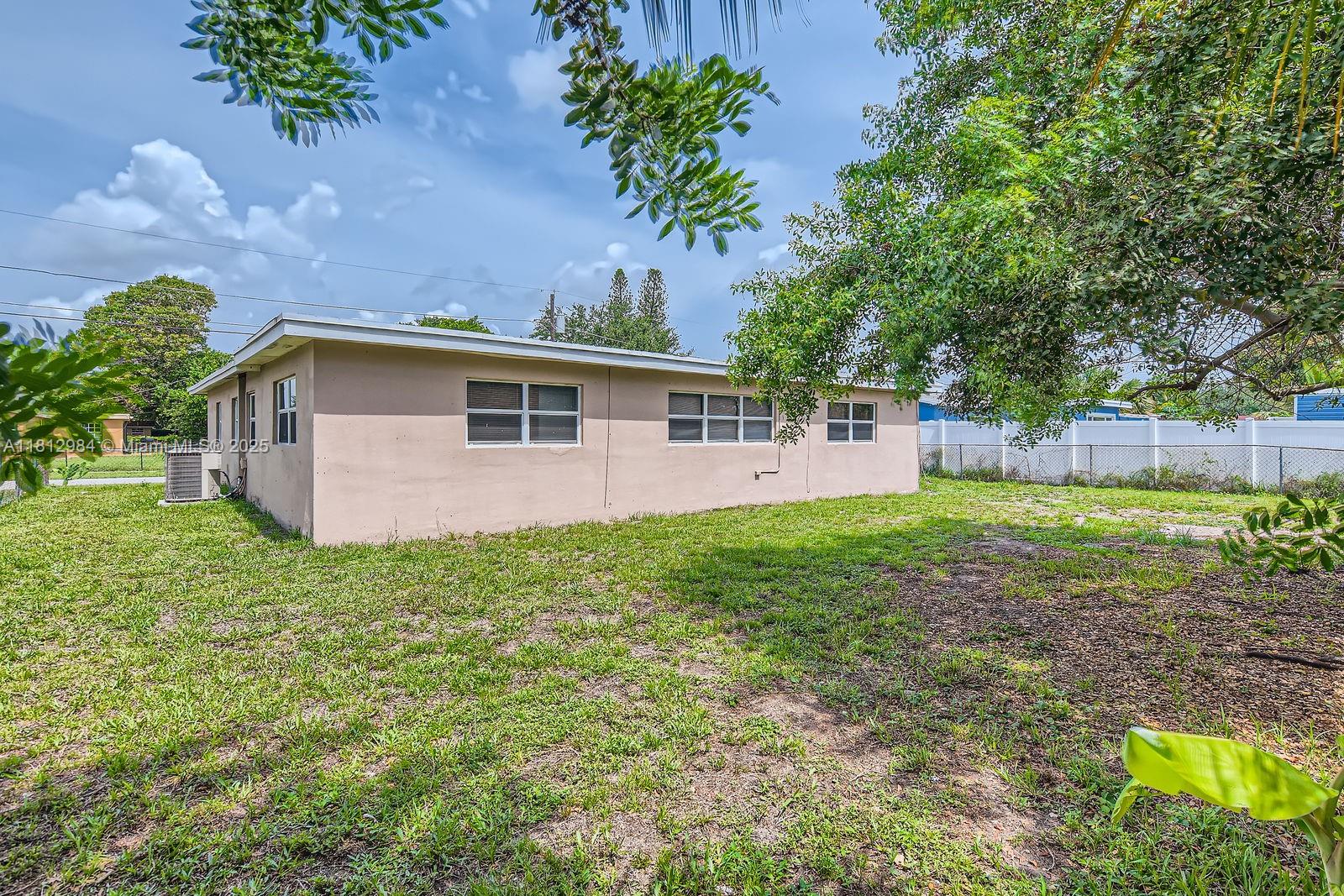 ACADEMY AWARD SEC 4 REPLA - Residential