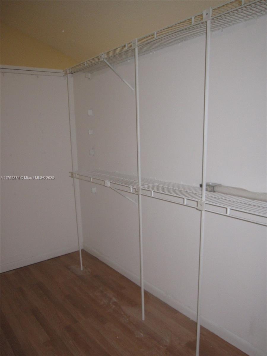 SANDPIPER BAY - Residential Lease