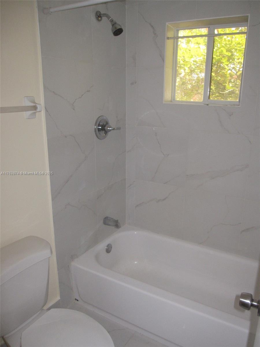 SANDPIPER BAY - Residential Lease